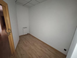 05727-0001 11