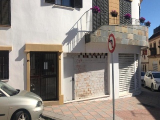 Local en venta en Barrios de 127  m²