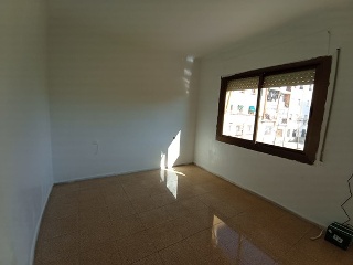 04985-0001 8