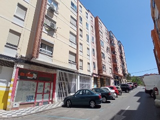 04989-0001 3