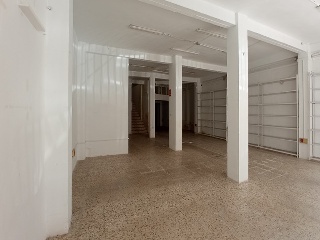04989-0001 8