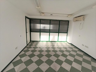 00086-0001 4
