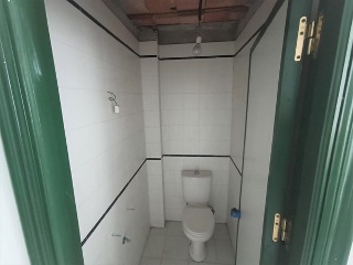 00086-0001 8