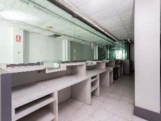 00096-0001 7