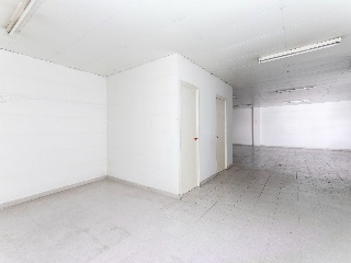 00096-0001 16
