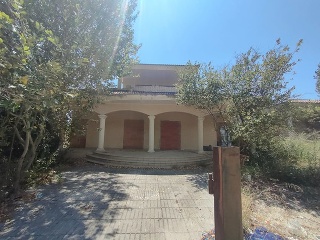 12734-0001 3
