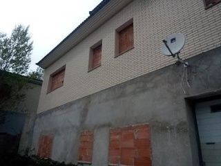12734-0001 6