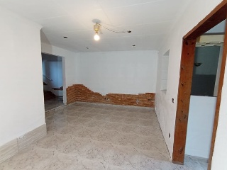 00042-0001 4