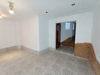 00042-0001 8
