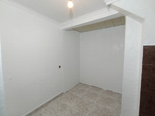 00042-0001 19