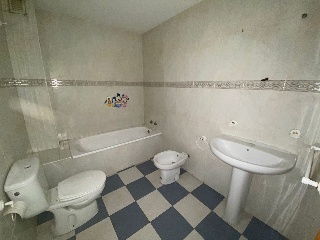 06704-0001 15