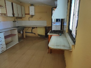 07659-0001 18