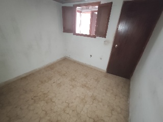 16190-0001 4