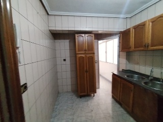 00199-0001 21