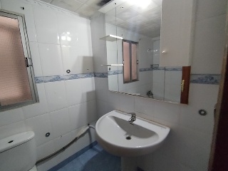 00199-0001 25
