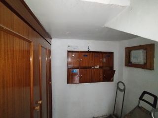 00199-0001 28