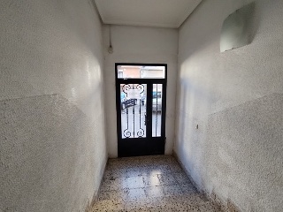 00199-0001 29