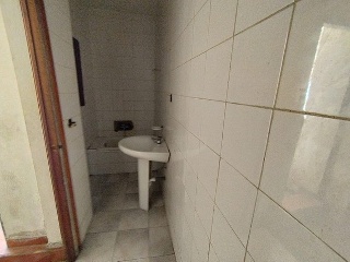 00189-0001 12