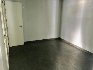 08047-0001 6