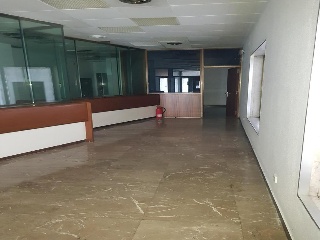 Local comercial situado en Manresa 3