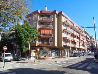 18927-0001 6