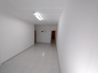 Local situado en Hospitalet de Llobregat - Barcelona 3