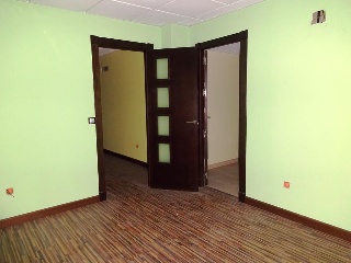 18180-0001 11