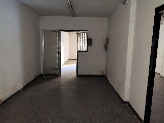 Local Badalona (Barcelona) 8