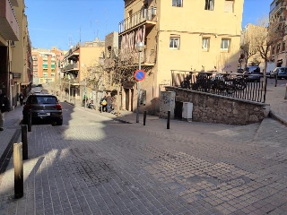 Local Badalona (Barcelona) 16