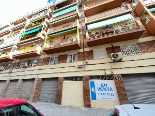 Local en venta en Alicante de 308  m²