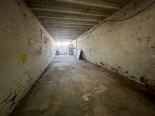 19463-0001 8