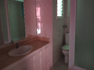 02396-0001 7