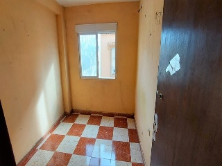 02399-0001 8