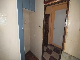 02399-0001 12