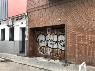07048-0001 2