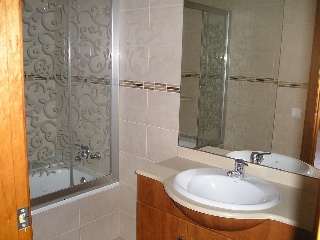 08221-0001 9