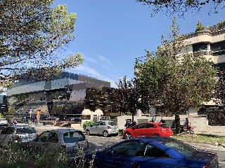 Locales en C/ Carril del Conde 2