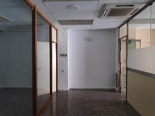 01953-0001 4