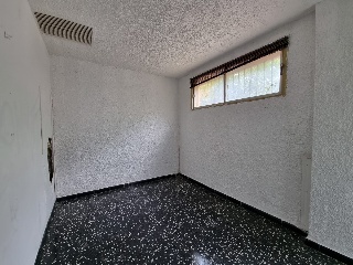 16927-0001 7