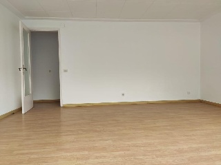 03666-0001 17
