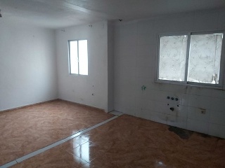 08018-0001 7