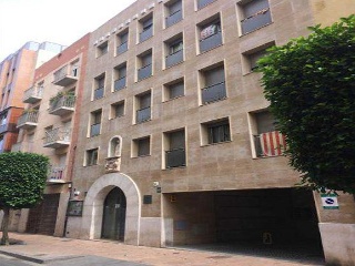 Local en venta en Reus de 241  m²