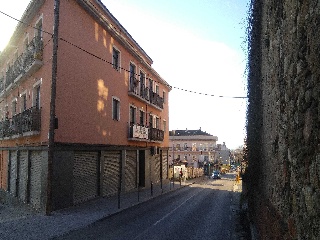 20042-0001 9