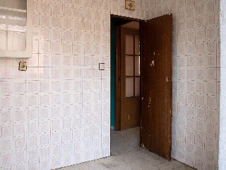 03775-0001 7