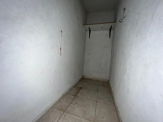 18725-0001 17