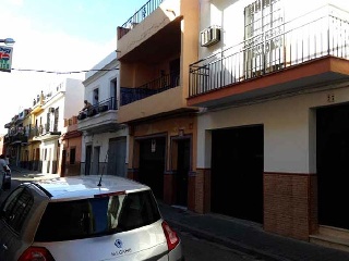 Vivienda en C/ Umbrete, Sevilla 2