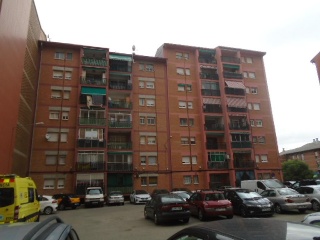 Local en venta en Terrassa de 71  m²