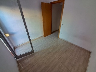 17369-0001 10