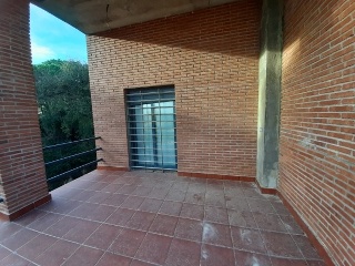 02761-0001 10