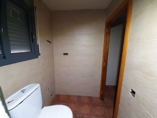 02761-0001 17